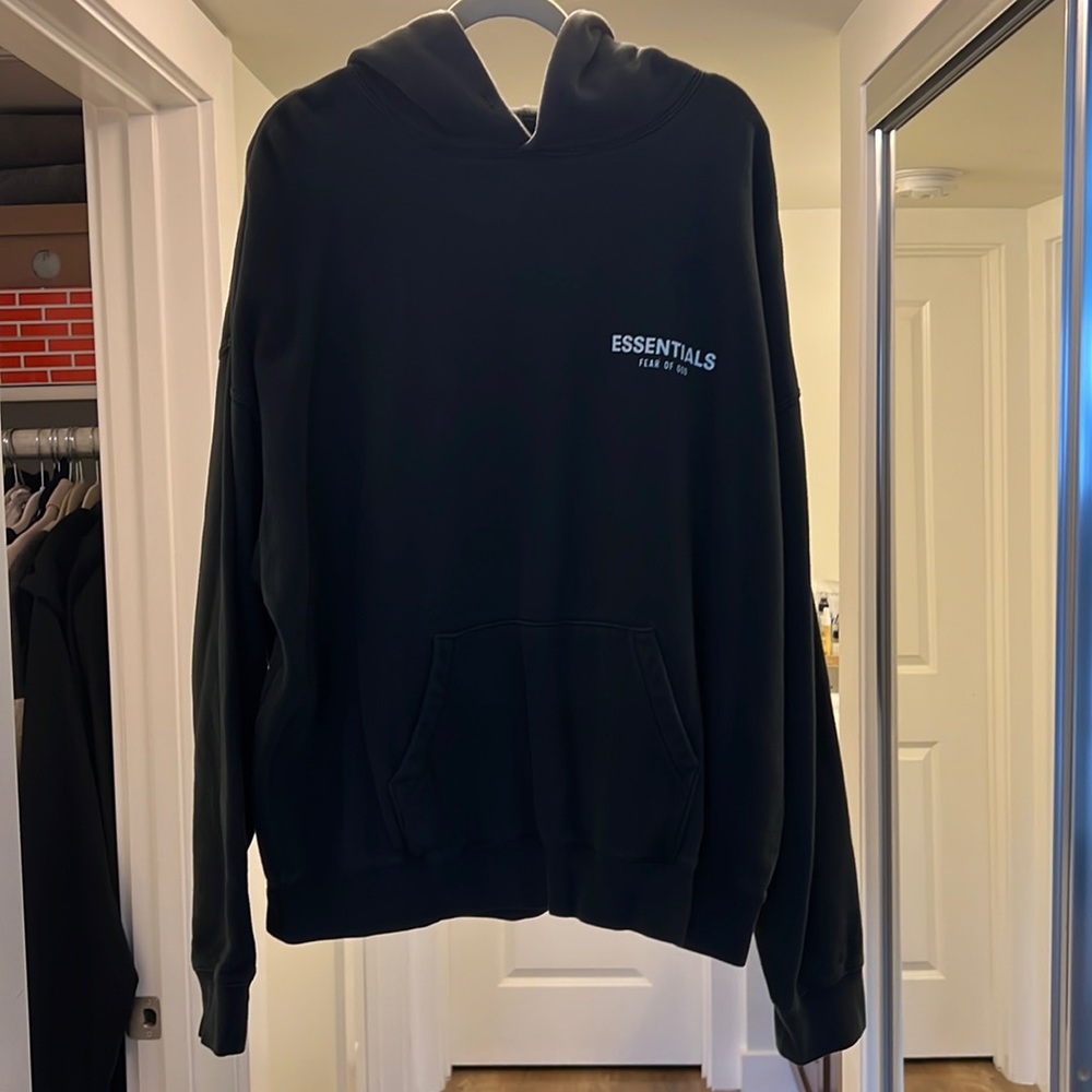 ESSENTIALS Fear of God